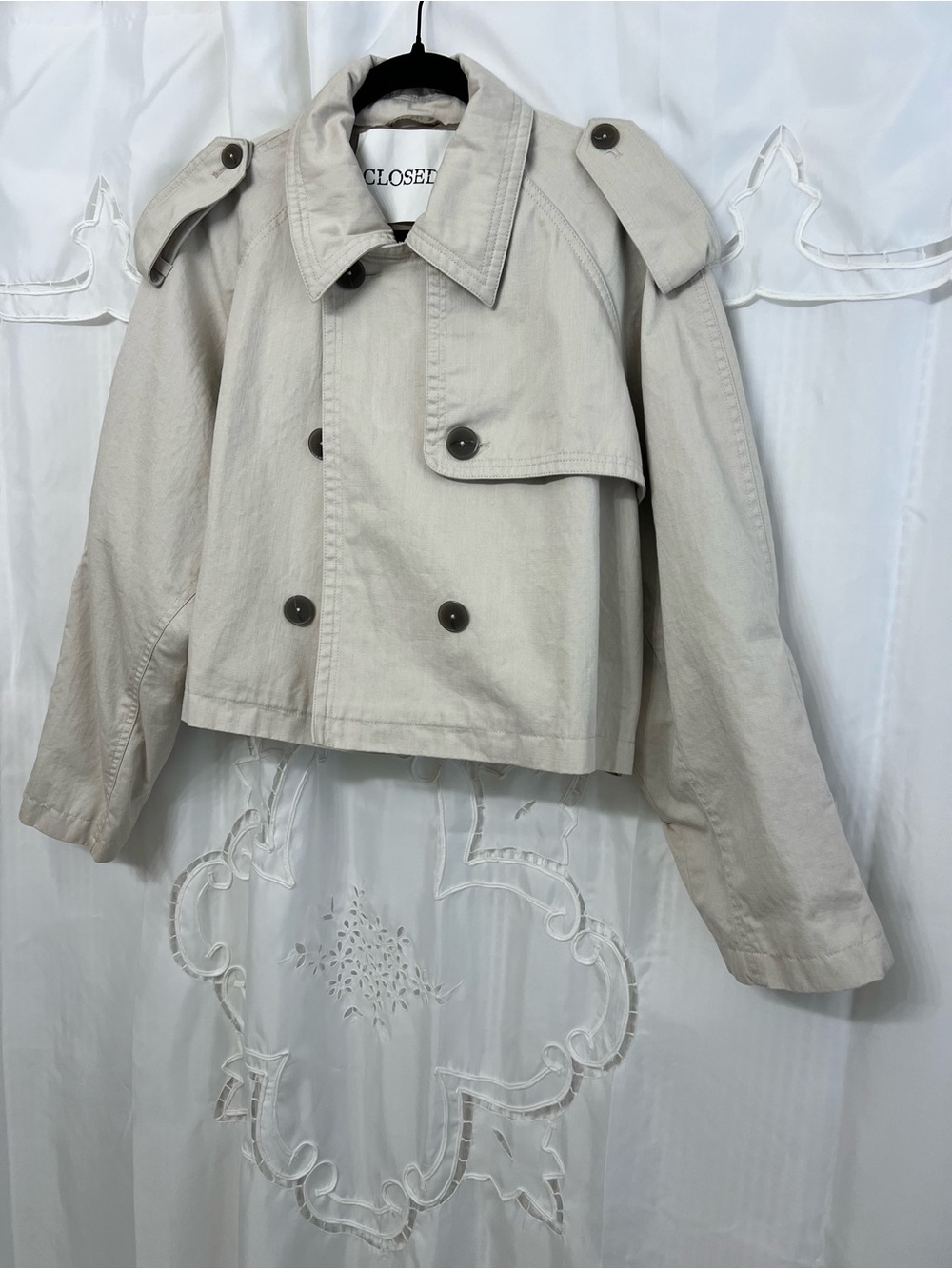 Closed Cropped Trench Jacket Limestone Beige Size Small - Picture 7 of 15